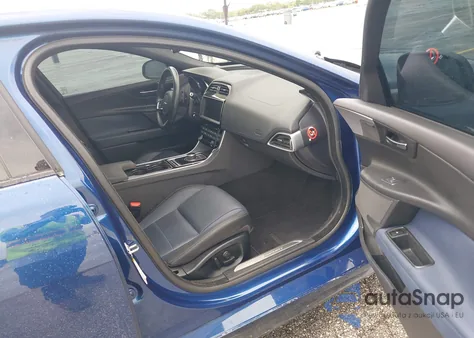 2017 Jaguar Xe 35T R-Sport z USA, uszkodzony, nr VIN SAJAL4BV4HA950817